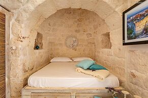 1978 Borgo Maresca by Perle di Puglia