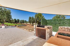 1978 Borgo Maresca by Perle di Puglia