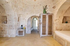 1978 Borgo Maresca by Perle di Puglia