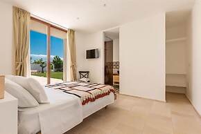 1978 Borgo Maresca by Perle di Puglia