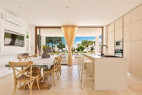 1978 Borgo Maresca by Perle di Puglia