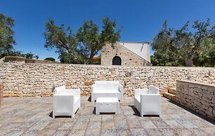 1963 Villa Ajeni by Perle di Puglia