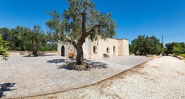 1963 Villa Ajeni by Perle di Puglia