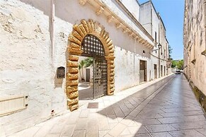 2043 Antica Dimora Stasi by Barbarhouse