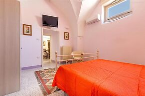 2043 Antica Dimora Stasi by Barbarhouse