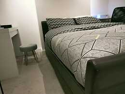 Stylish 1 Bedroom Flat for 3 Guest