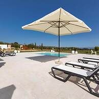 1619 Villa Eneide in Pescoluse Posto Vecchio