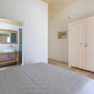 1619 Villa Eneide in Pescoluse Posto Vecchio