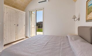 1619 Villa Eneide in Pescoluse Posto Vecchio