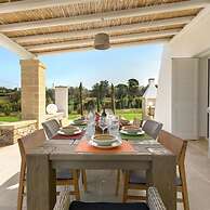 1619 Villa Eneide in Pescoluse Posto Vecchio