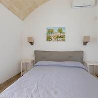 1619 Villa Eneide in Pescoluse Posto Vecchio