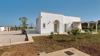 1619 Villa Eneide in Pescoluse Posto Vecchio