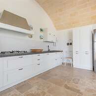 1619 Villa Eneide in Pescoluse Posto Vecchio