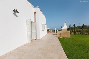 1619 Villa Eneide in Pescoluse Posto Vecchio