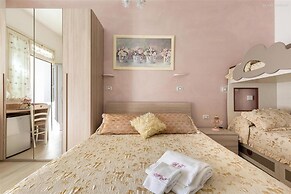 1807 Villa Iolanda in Torre Lapillo