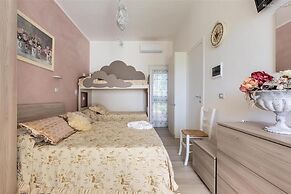 1807 Villa Iolanda in Torre Lapillo