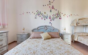 1807 Villa Iolanda in Torre Lapillo