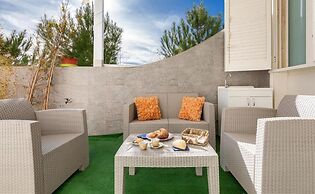 1807 Villa Iolanda in Torre Lapillo