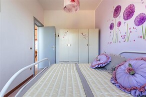 1807 Villa Iolanda in Torre Lapillo