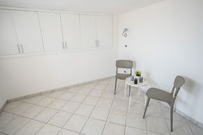 Rimini Bay Suites & Residence