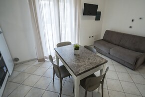 Rimini Bay Suites & Residence