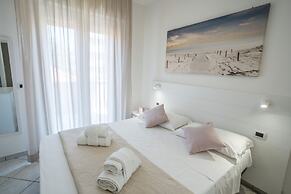 Rimini Bay Suites & Residence