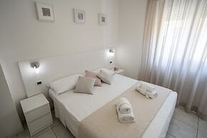Rimini Bay Suites & Residence