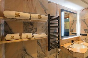 Boutique Suites