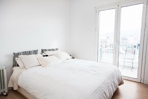 Cozy apt in Central Athens with view