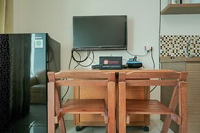 Cozy Living 1Br At Tifolia Apartment