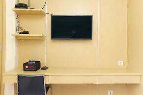 Homey And Comfort Studio At Tifolia Apartment