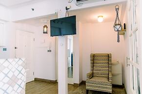 Spacious And Nice 2Br Apartment At Mediterania Palace Residence