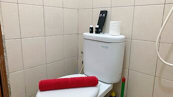 Cozy And Tidy Studio At Tifolia Apartment