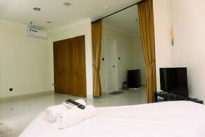 Luxury Studio At Semanggi Apartment
