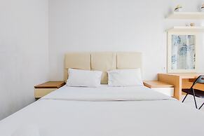 Homey And Elegant Studio Amazana Serpong Apartment