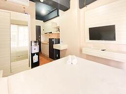 Comfort Minimalist Studio At 3Rd Floor Grand Asia Afrika Apartment
