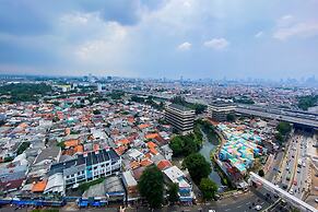 Modern Design And Cozy Studio At Bassura City Apartment