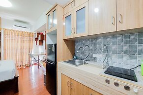 Good And Clean Studio Room Serpong Greenview Apartment