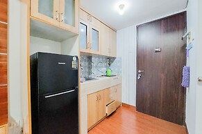 Good And Clean Studio Room Serpong Greenview Apartment