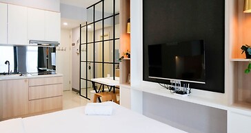 Homey And Tidy Studio At Supermall Mansion Apartment