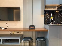 Modern And Comfort Design Studio Room At West Vista Apartment