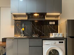 Modern And Comfort Design Studio Room At West Vista Apartment