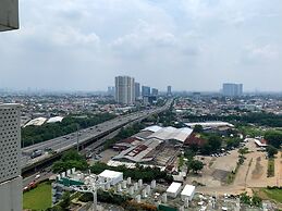 Modern And Comfort Design Studio Room At West Vista Apartment