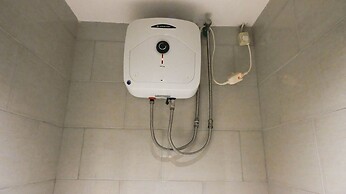 Cozy Livng Studio Connected With Mall At Supermall Mansion Apartment