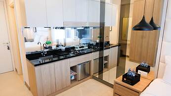 Cozy Livng Studio Connected With Mall At Supermall Mansion Apartment