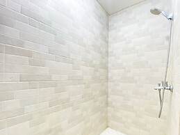 Minimalist Designed 2Br At Grand Asia Afrika Apartment