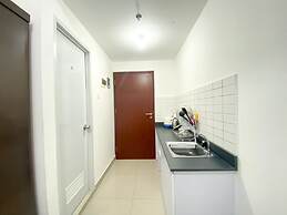 Restful And Tidy Studio Sayana Bekasi Apartment