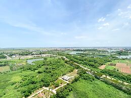 Restful And Tidy Studio Sayana Bekasi Apartment