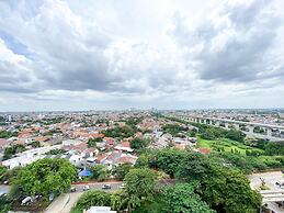 Comfy Studio At Gateway Park Lrt City Bekasi Apartment
