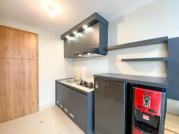 Comfy Studio At Gateway Park Lrt City Bekasi Apartment